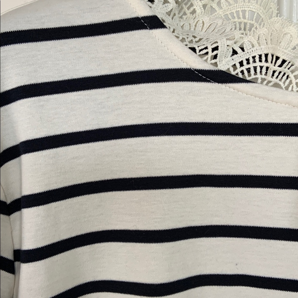 Talbots long sleeve ruffle trim tee - Picture 5 of 5